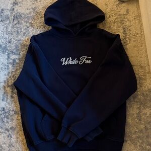 White Fox Boutique Dark Blue sweatset